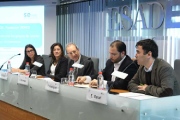 El diálogo con los grupos de interés es clave para contar con una empresa socialmente responsable 